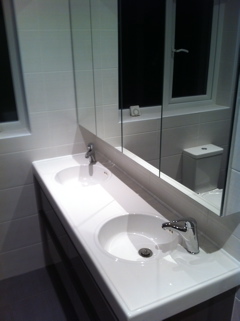 ensuite2